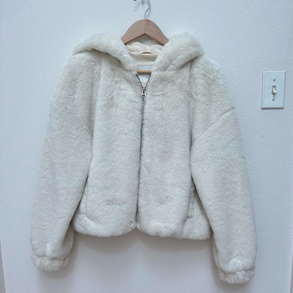 NWT Hollister Faux Fur Jacket